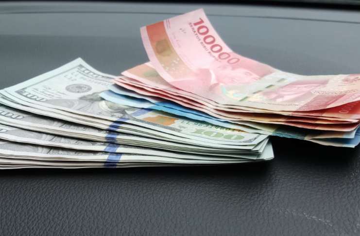 Rupiah Menguat