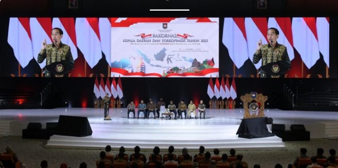 Kendalikan Inflasi, Presiden Minta Jajaran Pantau Harga