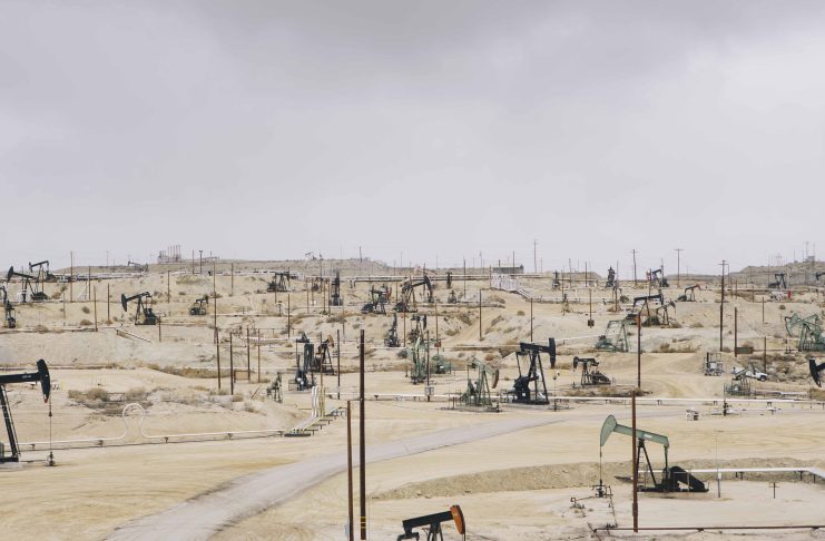 Harga Minyak Brent di Asia Rebound Setelah Serangan Rudal ke Kilang Minyak Arab Saudi