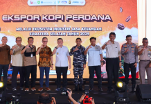 OJK Resmikan Ekspor Perdana Kopi di Sumatera Selatan