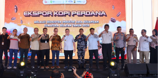 OJK Resmikan Ekspor Perdana Kopi di Sumatera Selatan