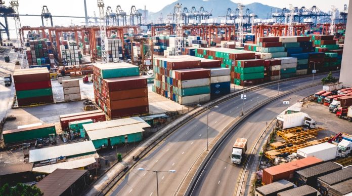 Kemenkeu Terbitkan PMK 4 Tahun 2025 Tingkatkan Layanan Kiriman Barang Impor dan Ekspor Kemenkeu Terbitkan PMK 4/2025 Tingkatkan Layanan Kiriman Barang Impor dan Ekspor