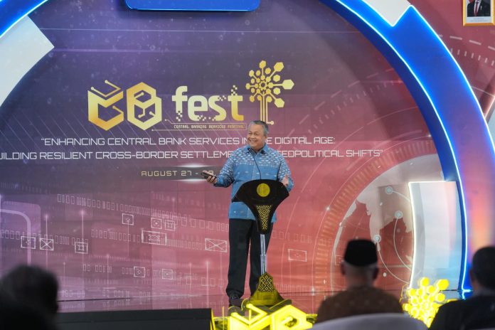 Penguatan konektivitas, interoperabilitas, dan kolaborasi antarnegara berperan penting dalam mendukung terciptanya ekosistem transaksi pembayaran antarnegara yang adaptif dan inklusif di era digital.