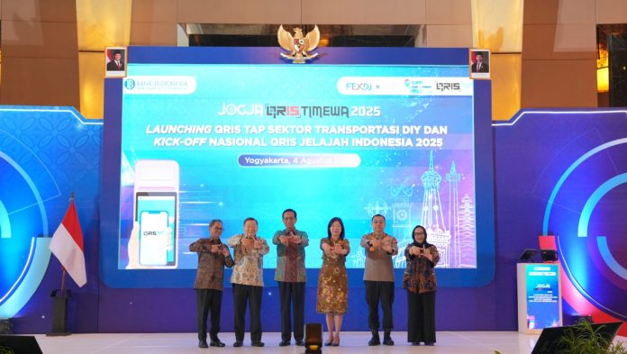 QRIS Jelajah Indonesia 2025 QRIS Jelajah Indonesia yang memadukan upaya pengembangan ekosistem pembayaran digital dengan dukungan wisata budaya Indonesia.