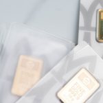 Harga Beli Emas Antam Hari ini Jumat 13 Februari Merosot Rp43.000; Harga Buyback Merosot Rp53.000