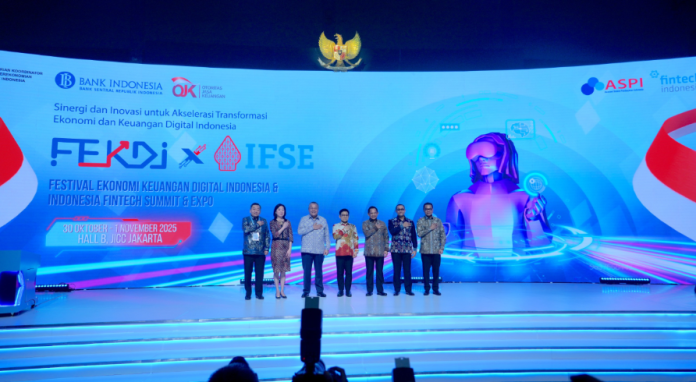 FEKDI x IFSE 2025 Perkuat Transformasi Digital Daerah Untuk Mendorong Pertumbuhan Ekonomi FEKDI x IFSE 2025 Perkuat Transformasi Digital Daerah Untuk Mendorong Pertumbuhan Ekonomi