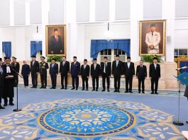 Presiden Prabowo Subianto melantik Suahasil Nazara sebagai Menteri Keuangan Kabinet Merah Putih di Istana Negara, Jakarta, pada Senin, 14 September 2026. Foto: BPMI Setpres/Muchlis Jr